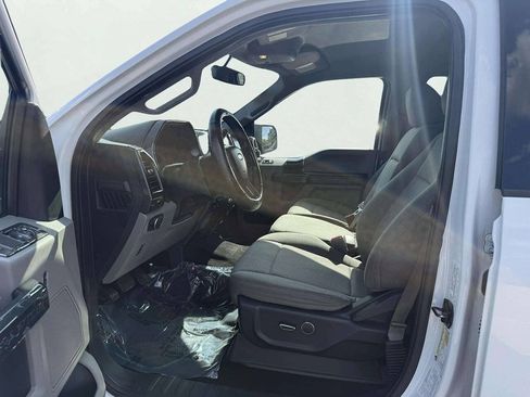 Used 2016 Ford F150 XLT w/ Equipment Group 301A Mid AWD/4WD image 10