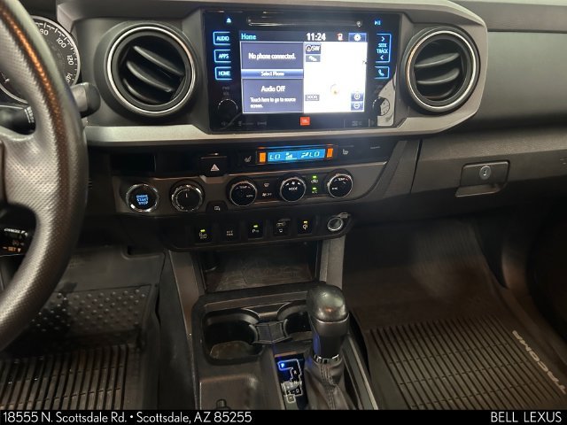 Used 2017 Toyota Tacoma TRD Off-Road AWD/4WD image 17
