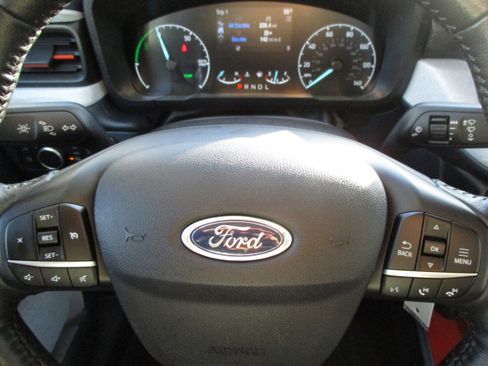 Used 2022 Ford Maverick XLT w/ XLT Luxury Package image 20