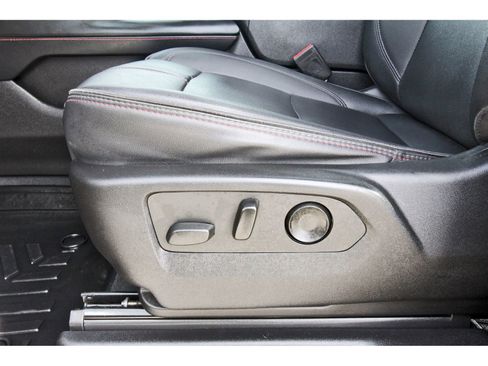 Used 2022 Chevrolet Tahoe RST w/ Luxury Package image 30