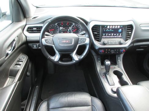 Certified 2019 GMC Acadia SLT AWD/4WD image 16