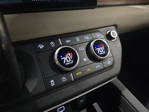 Certified 2023 Land Rover Defender 110 X-Dynamic SE image 23