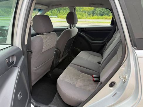 Used 2007 Toyota Matrix w/ PWR Pkg FWD image 14