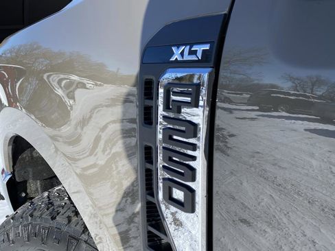 New 2026 Ford F250 XLT w/ XLT Premium Package AWD/4WD image 49