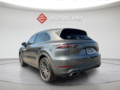 Used 2019 Porsche Cayenne E-Hybrid AWD/4WD image 7