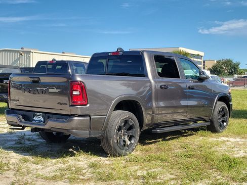 Used 2025 RAM 1500 Big Horn AWD/4WD image 4