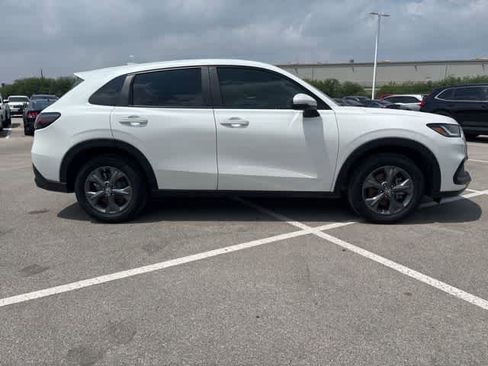 Used 2026 Honda HR-V LX image 6