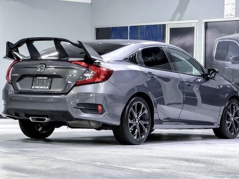 Used 2019 Honda Civic Sport image 9