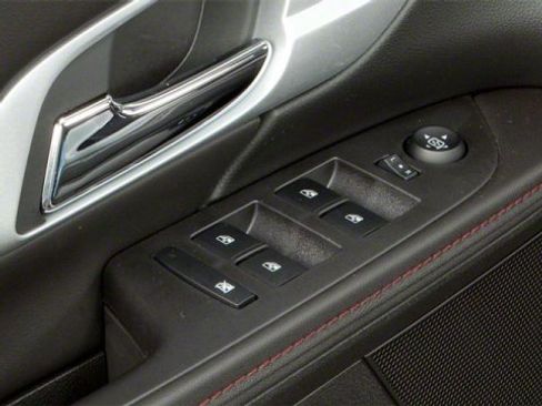 Used 2010 GMC Terrain SLE image 22