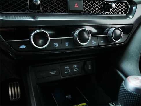 Used 2025 Acura Integra Type S image 22