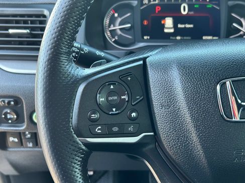 Used 2025 Honda Passport EX-L image 28