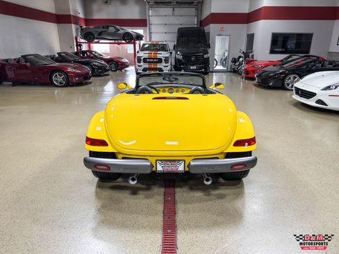 Used 1999 Plymouth Prowler RWD image 39