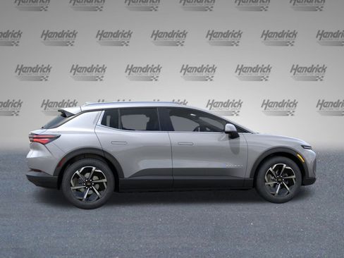 New 2026 Chevrolet Equinox EV LT FWD image 7
