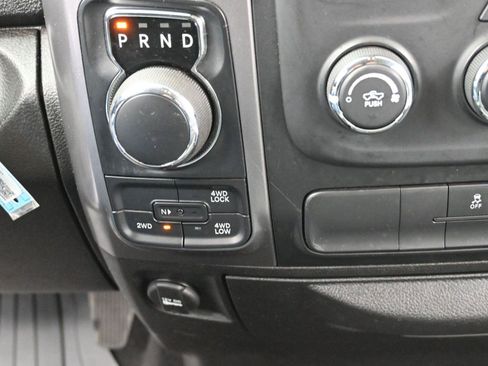 Used 2021 RAM 1500 Classic SLT image 20