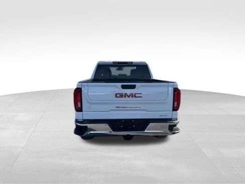Used 2024 GMC Sierra 1500 SLT AWD/4WD image 4