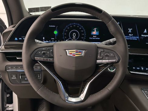 Used 2024 Cadillac Escalade ESV Sport w/ LPO, ONYX Package image 27