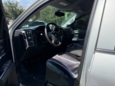 Used 2015 Chevrolet Silverado 2500 LT w/ LT Convenience Package AWD/4WD image 7