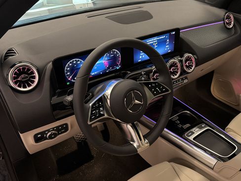 Certified 2026 Mercedes-Benz GLA 250 4MATIC image 4