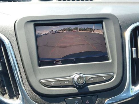 Used 2024 Chevrolet Equinox LT FWD image 15