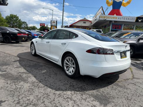 Used 2019 Tesla Model S Long Range AWD/4WD image 4