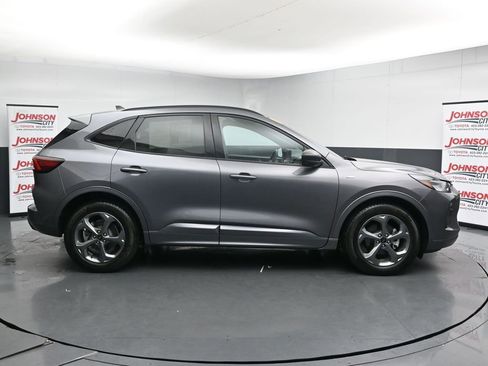 Used 2024 Ford Escape ST-Line FWD image 9