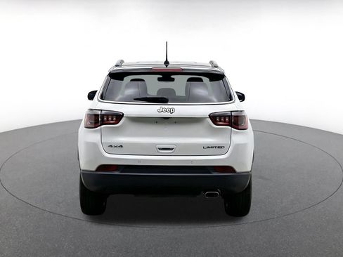 Used 2025 Jeep Compass Limited AWD/4WD image 7