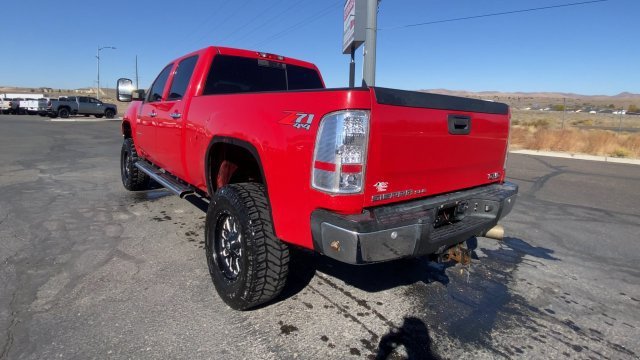 Used 2011 GMC Sierra 2500 SLE AWD/4WD image 7