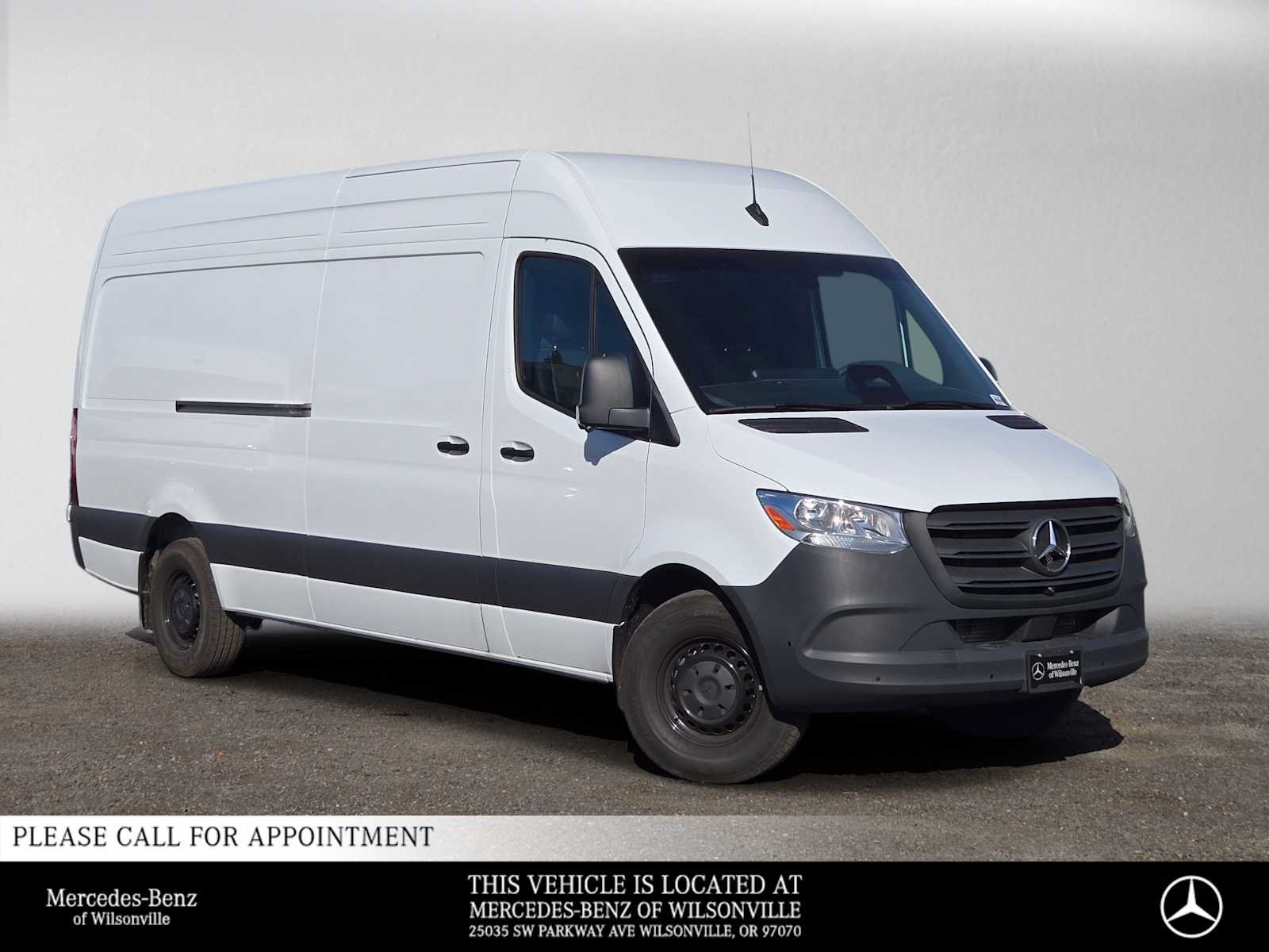 Used 2026 Mercedes-Benz Sprinter 2500 image 1