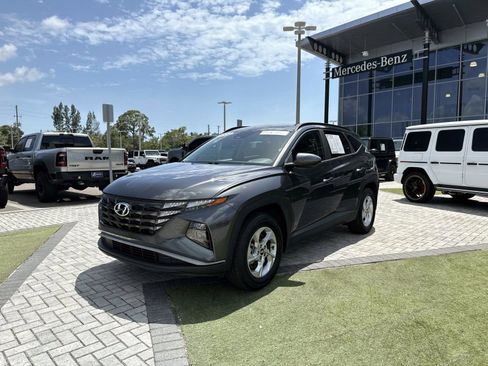 Used 2022 Hyundai Tucson SEL w/ Cargo Package AWD/4WD image 2