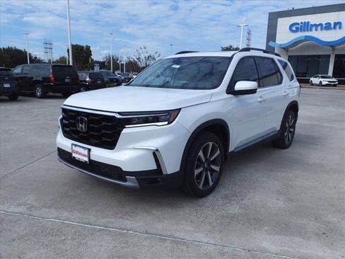 New 2025 Honda Pilot Touring image 9