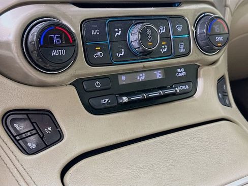 Used 2019 GMC Yukon Denali w/ Denali Ultimate Package image 17