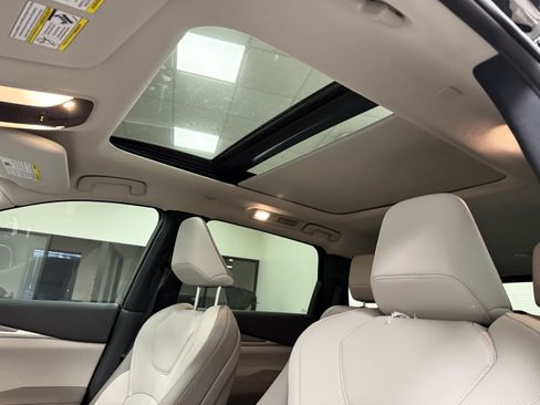 Certified 2027 INFINITI QX60 Luxe w/ Cargo Package FWD image 13