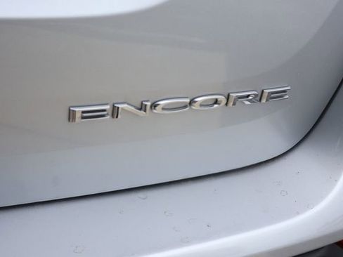Used 2022 Buick Encore Preferred w/ Safety Package FWD image 8