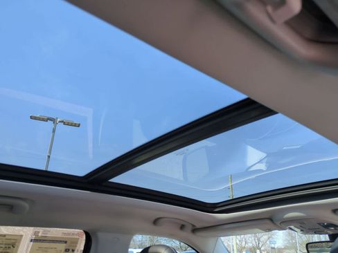 Used 2020 Jeep Compass Limited image 21