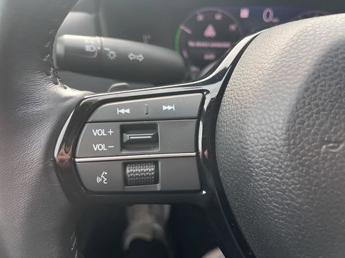 Used 2024 Honda Accord Touring image 12