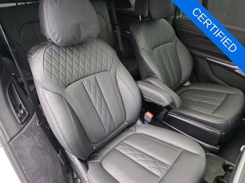 Certified 2025 BMW X7 M60i AWD/4WD image 27