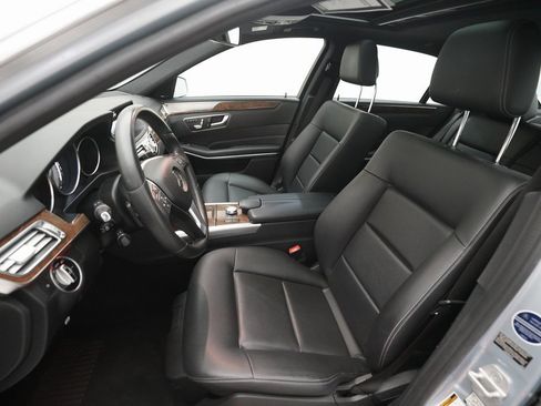 Used 2015 Mercedes-Benz E 350 4MATIC Sedan image 7