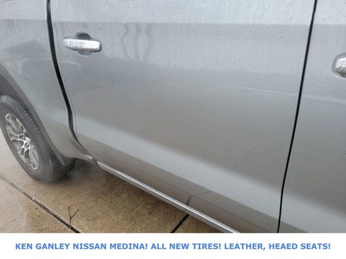 Used 2025 GMC Sierra 1500 SLT image 16