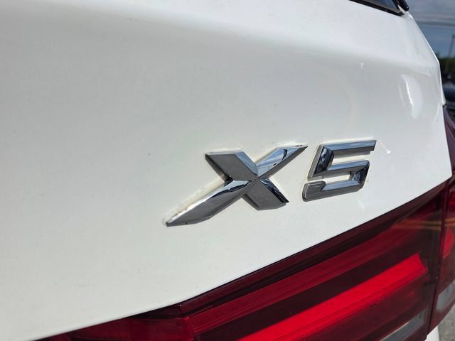 Used 2018 BMW X5 xDrive35i w/ M Sport Package AWD/4WD image 11