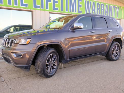 Used 2020 Jeep Grand Cherokee Limited image 2