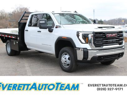 New 2026 GMC Sierra 3500 Pro w/ Convenience Package