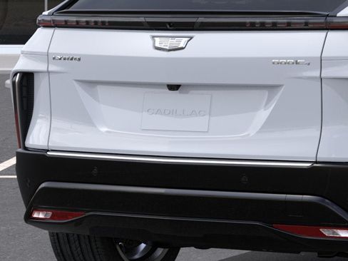 New 2026 Cadillac Lyriq Signature Luxury w/ Nappa Leather Package AWD/4WD image 14