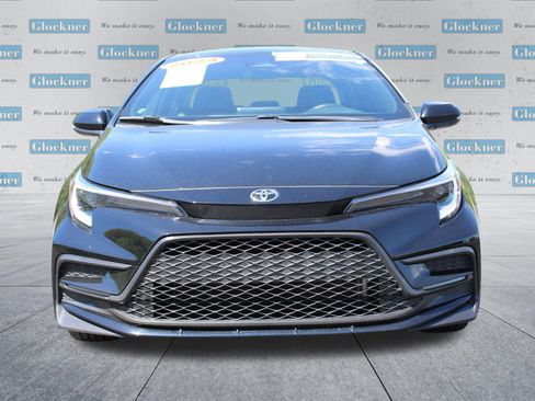 Used 2024 Toyota Corolla SE FWD image 2