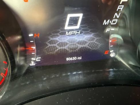 Used 2022 Dodge Charger R/T w/ Plus Group RWD image 5