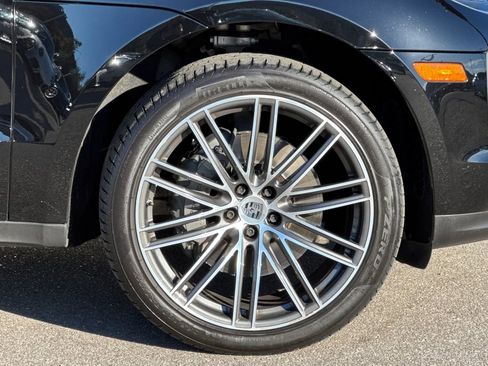 Used 2021 Porsche Macan S image 42
