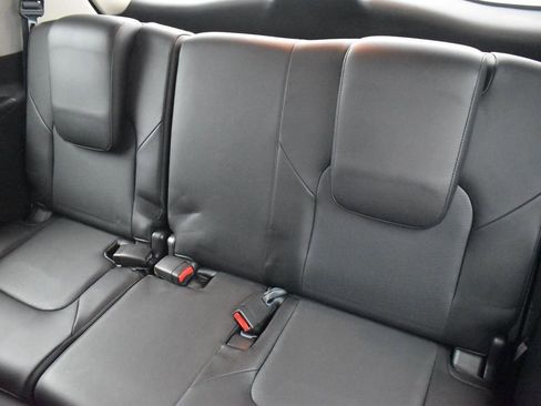Used 2017 INFINITI QX80 4WD w/ Driver Assistance Package image 28