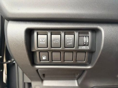Used 2025 Subaru Forester Touring AWD/4WD image 11
