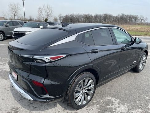 New 2026 Buick Envista Avenir FWD image 7