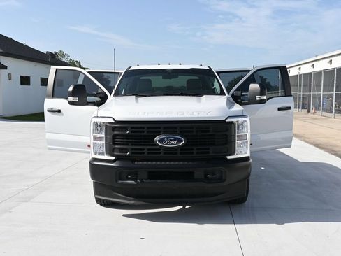 Used 2025 Ford F350 XL AWD/4WD image 12
