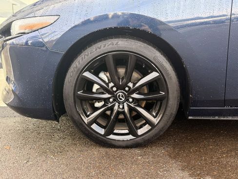 Used 2019 MAZDA MAZDA3 AWD Hatchback w/ Premium Pkg image 8